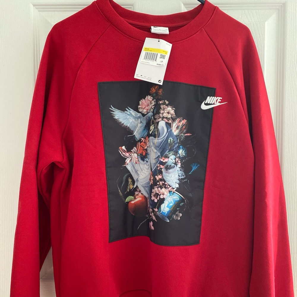 Nike Sportswear Graphic Fleece Crew Red
